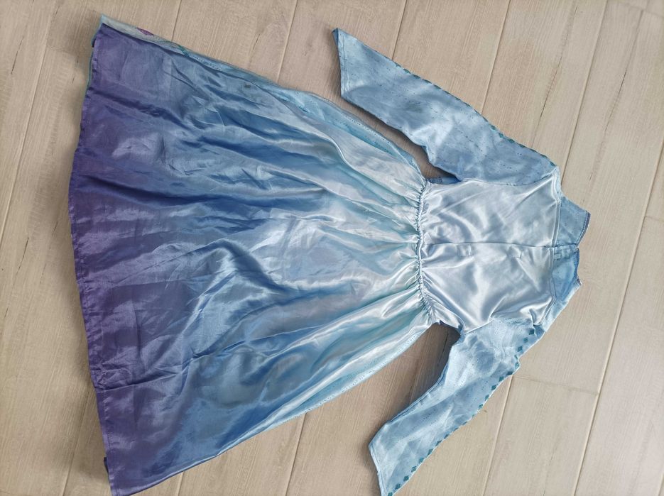 Костюм поліцейського, спайдермена, плаття Ельзи, Гонщика, Халка