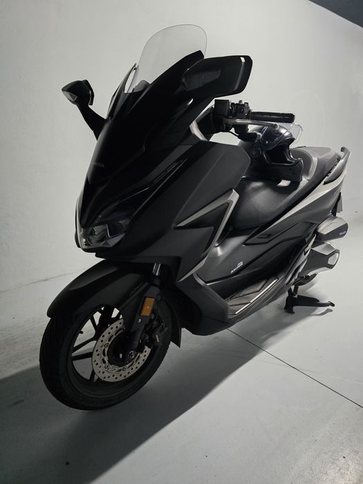 Honda Forza 350 2023