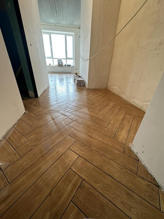 Укладка плитки, різних форматів, різ під 45',ціни помірні...