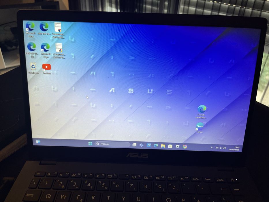 Asus  notebook pc E410