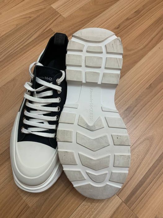 Alexander McQueen Tread Slick
