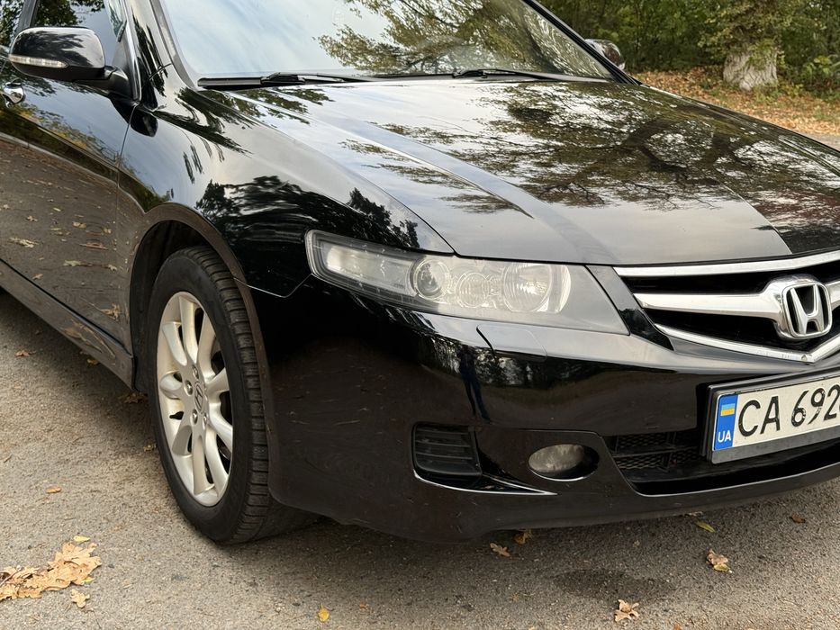 Honda Accord 2,4