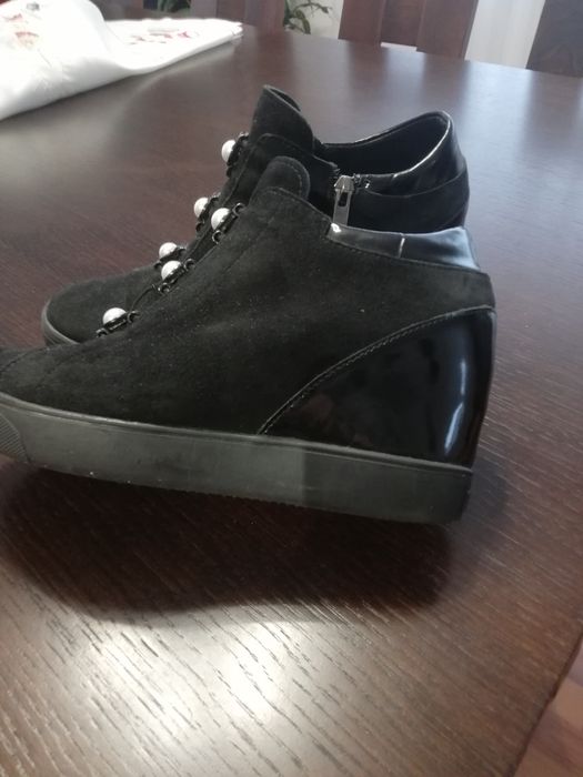 Buty, botki czarne r. 39