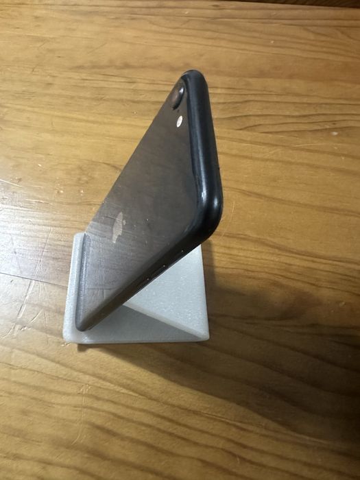 iPhone SE 2020 em bom estado 64GB