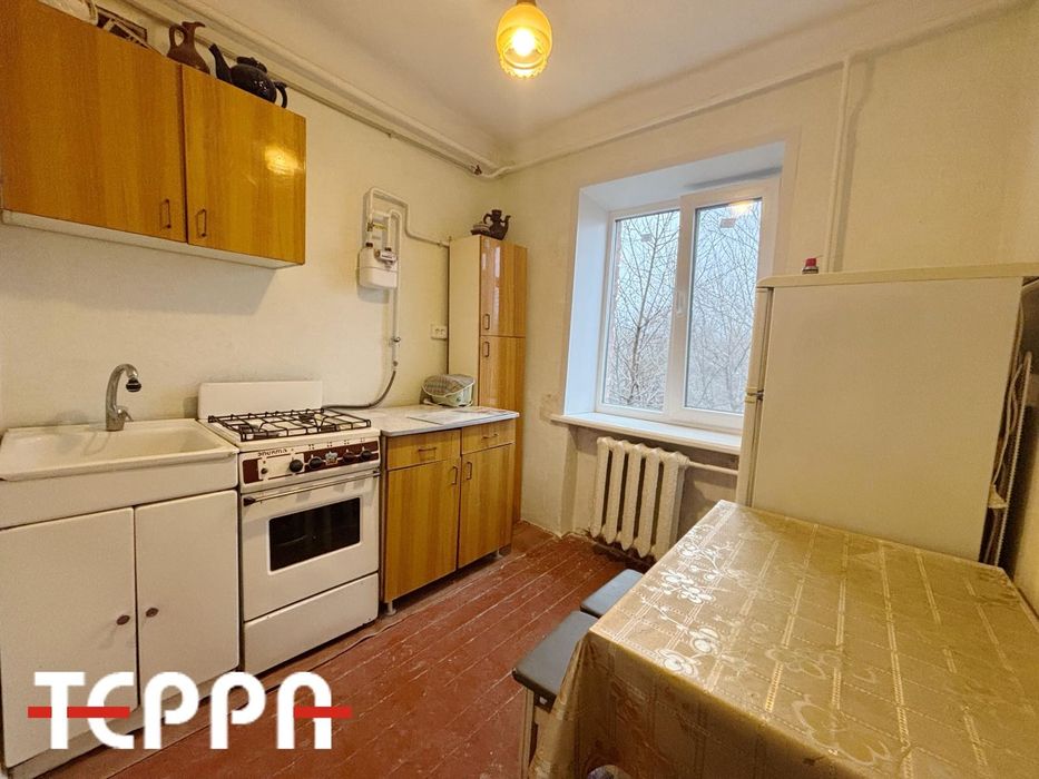 Продаж 1-кімнатної квартири, Тепличне, вул. Центральна