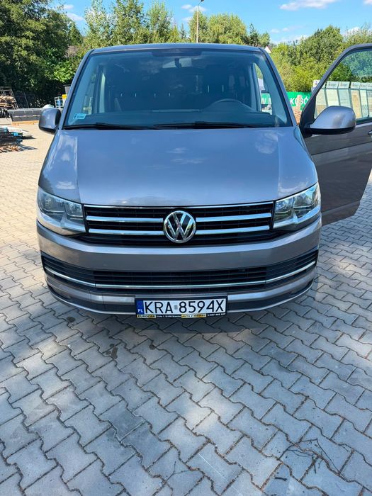 Volkswagen Transporter T6 9 osobowy