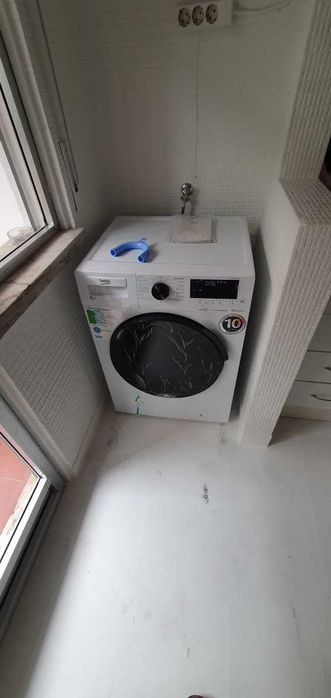 Máquina de Lavar e Secar Roupa BEKO HTV 8716 DSW BTR (5/8 kg - 1400 rpm - Branco (Washer and Dryer)