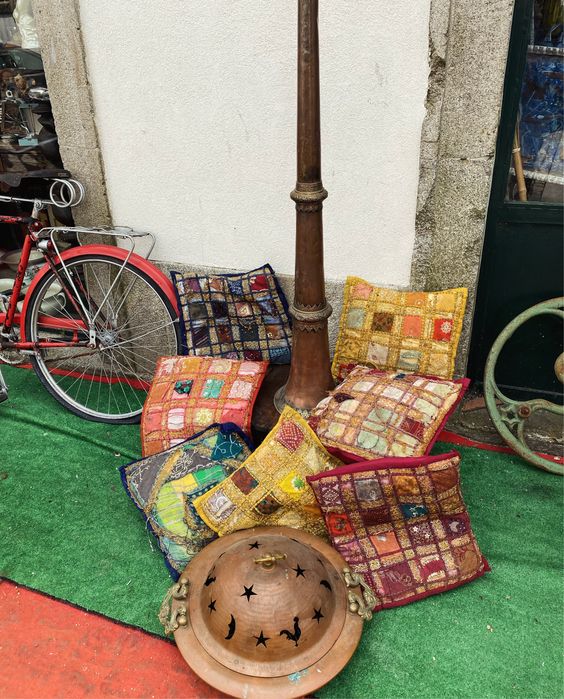 Puffs, bancos almofadas -Diversas