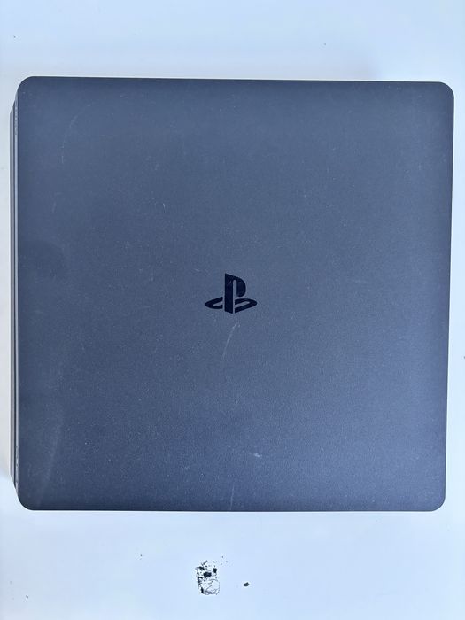 Playstation 4 slim + kontroler + gta 5