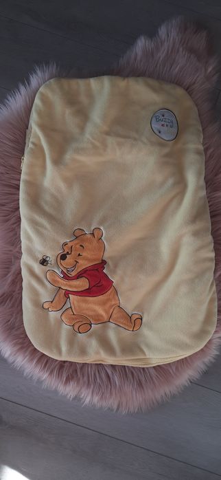 Śpiworek otulacz do fotelika Puchatek Disney