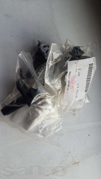 Концевики выключатель света Mitsubishi Pajero Sport Wagon L200 Galant