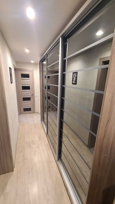 Продам 2-кімнатну квартиру центр