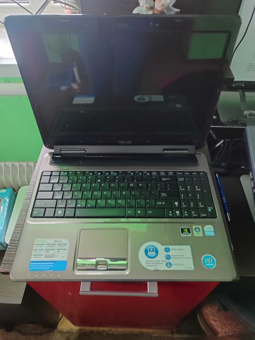 Ноутбук ASUS на запчастини