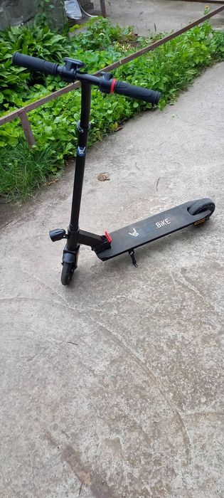 Продам електросамокат Like bike, б/в