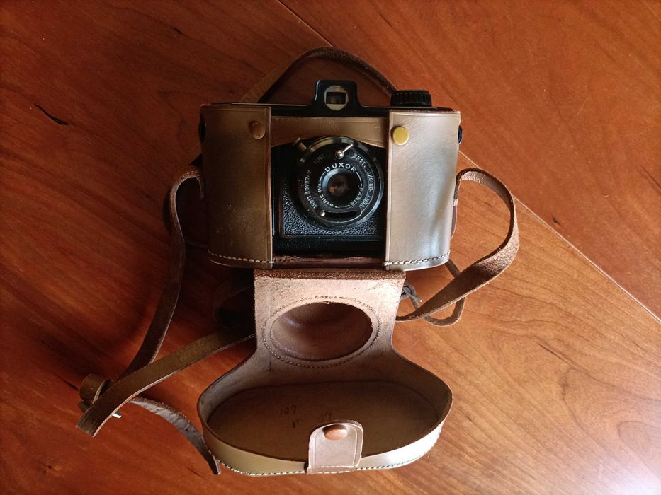 Camera Equipment + Tripod + LG Monitor + Vinyl Records + Computer Stand64739474807937123