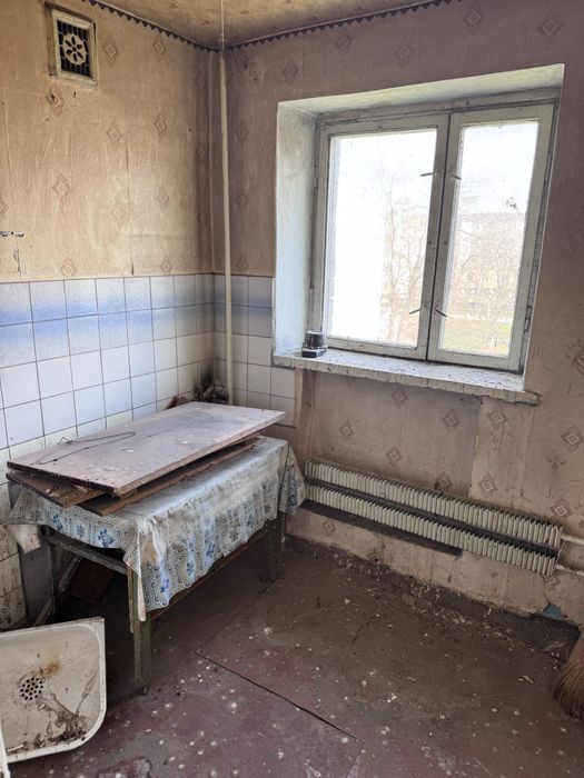 Продаж квартири без ремонту