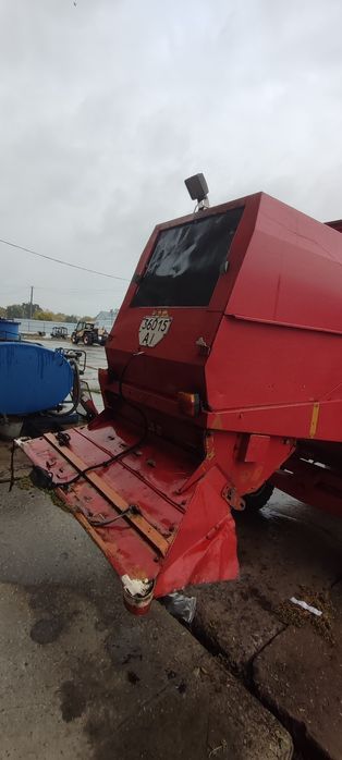 Продаж комбайну Мойсей Фергюсон16(Сампо580) MF16