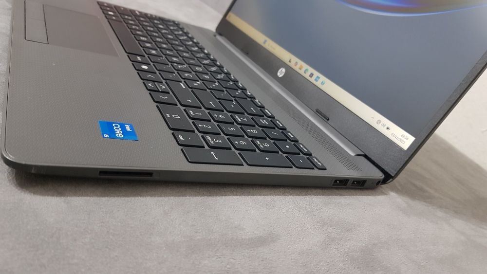 Portátil HP Intel i5