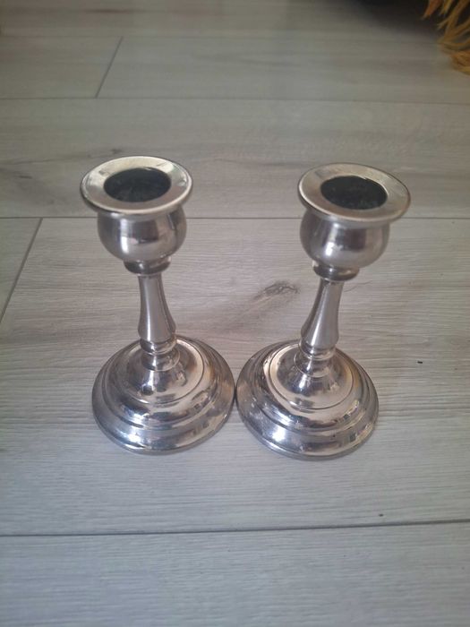 Świeczniki metalowe
