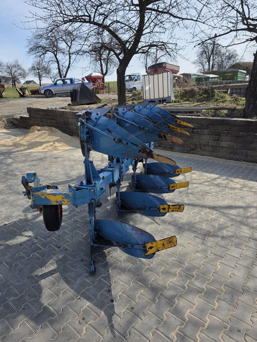 Pług obrotowy overum 4  skibowy 3+1 nie lemken Kverneland maschio