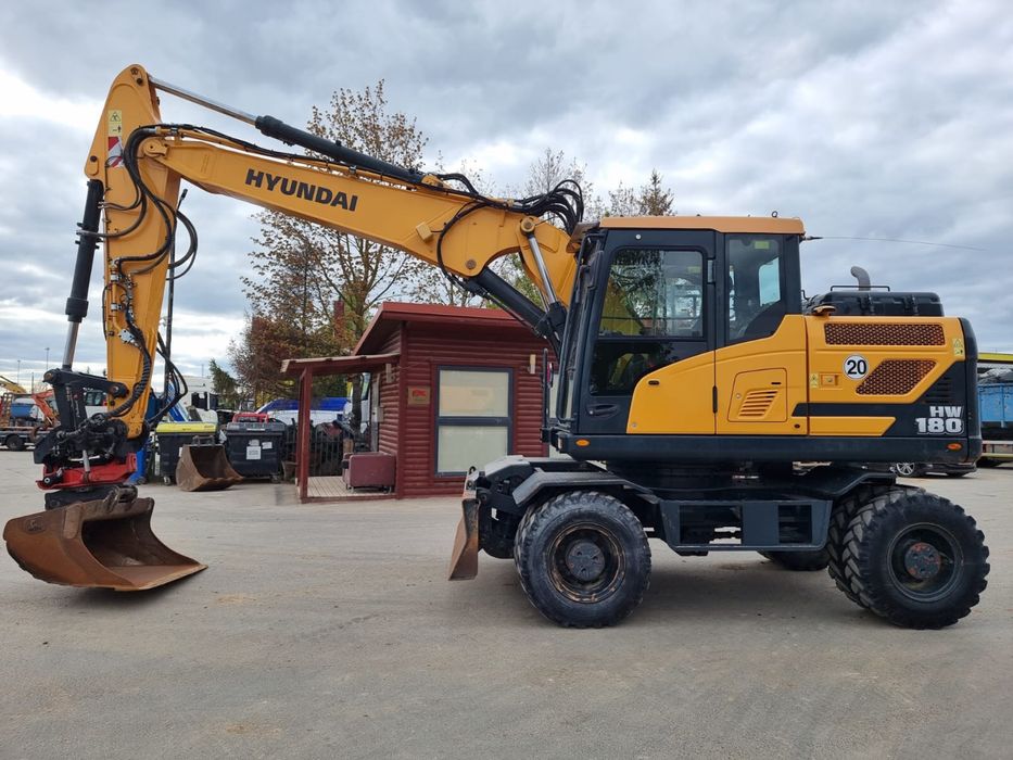 Продам экскаватор Hyundai HW 180 D , 2022 года