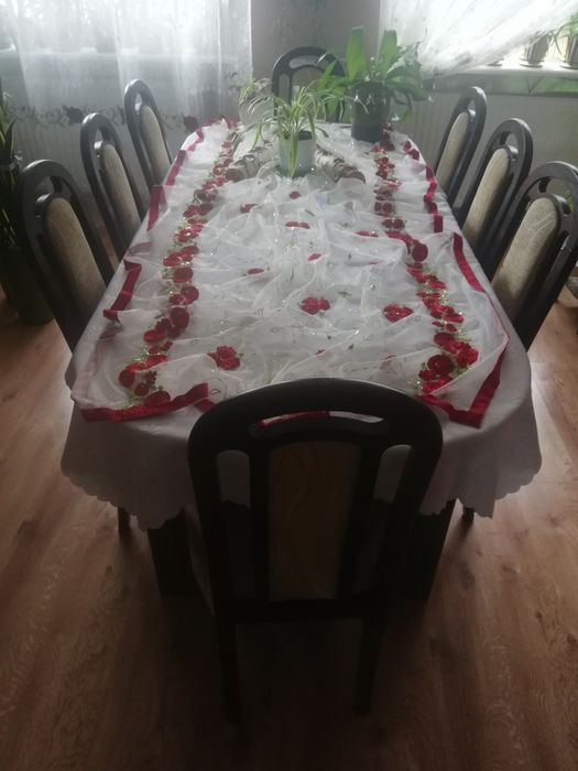 Krzesła drewniane 8szt