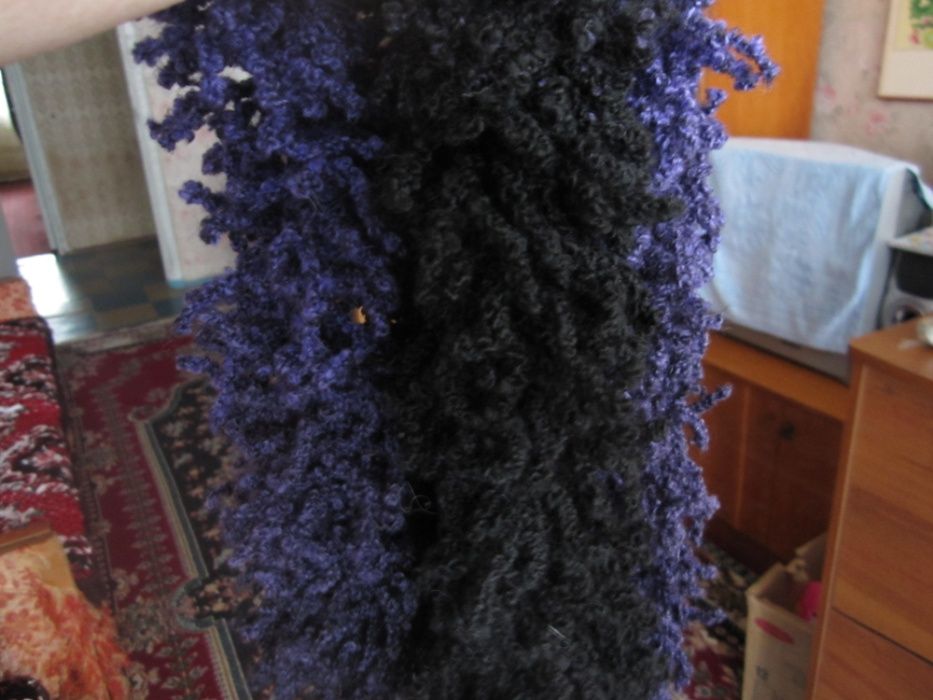 Шарфы женские из полушерстяной пряжи