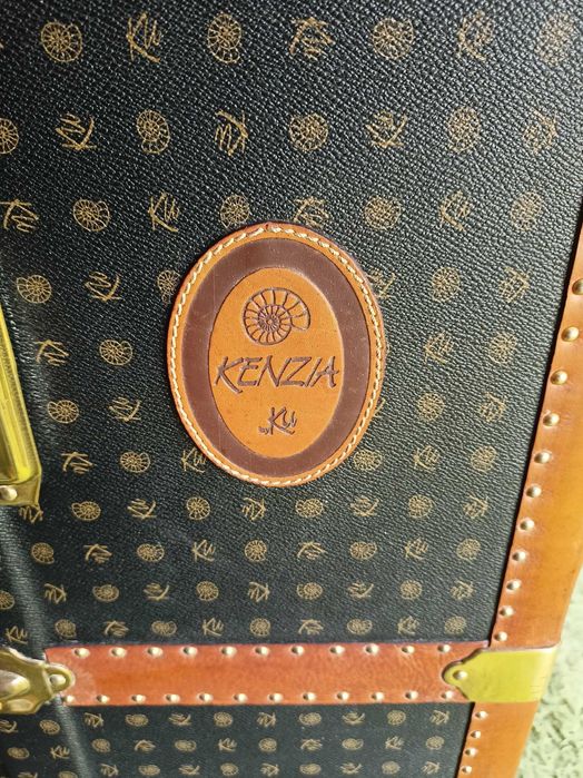 Malão Kenzia Italiano