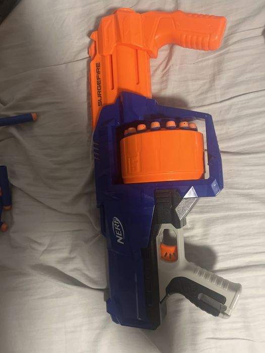 pistolety nerf zabawki