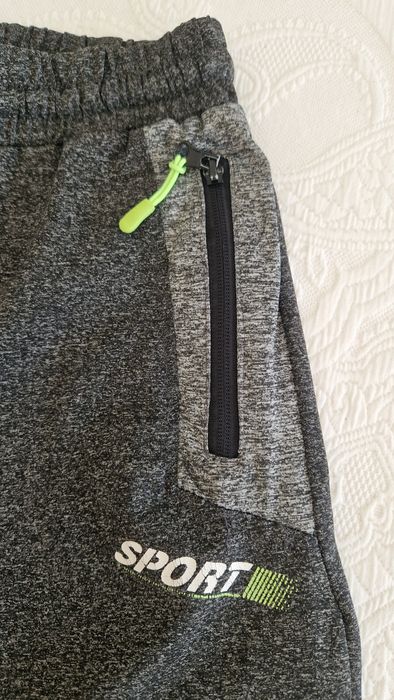 Calções sport elásticos 12 anos