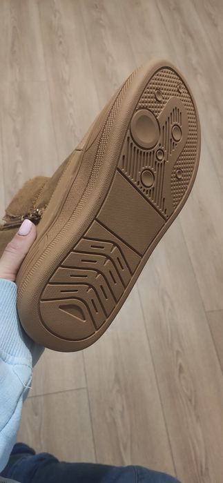 Угги  натуральний замш, тепленькі та легенькі