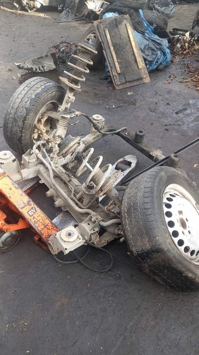 Підрамнік Т5 транспортер цапфа ступіца