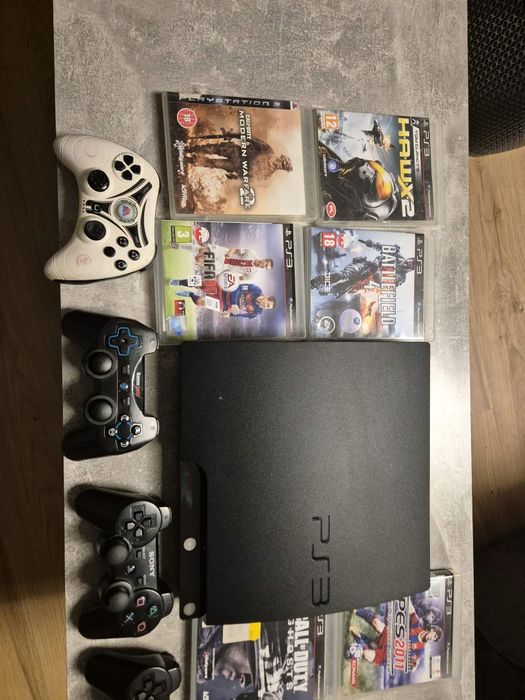 Ps3 slim ładny stan