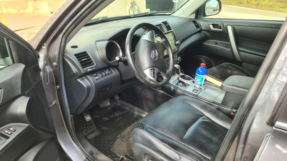 Toyota highlander