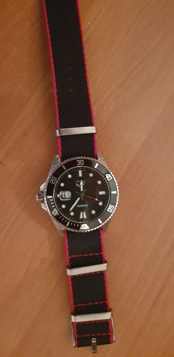 Szkło do Casio mdv 106 duro z oczkiem datownika