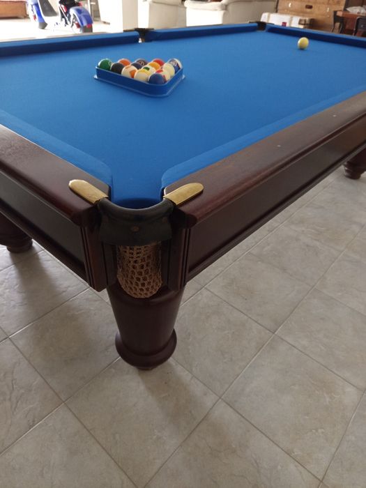 Mesa de snooker muito boa