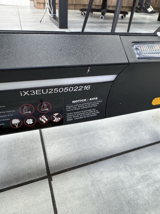 Єлектро Самокат iScooter ix3 зроблен у Германії!