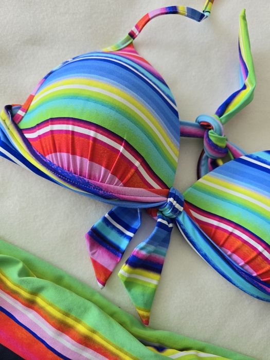 Bikini kolorowe 38 M Cup A