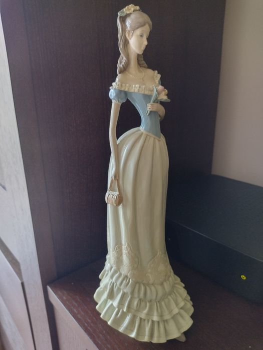 Figurka vintage glamour