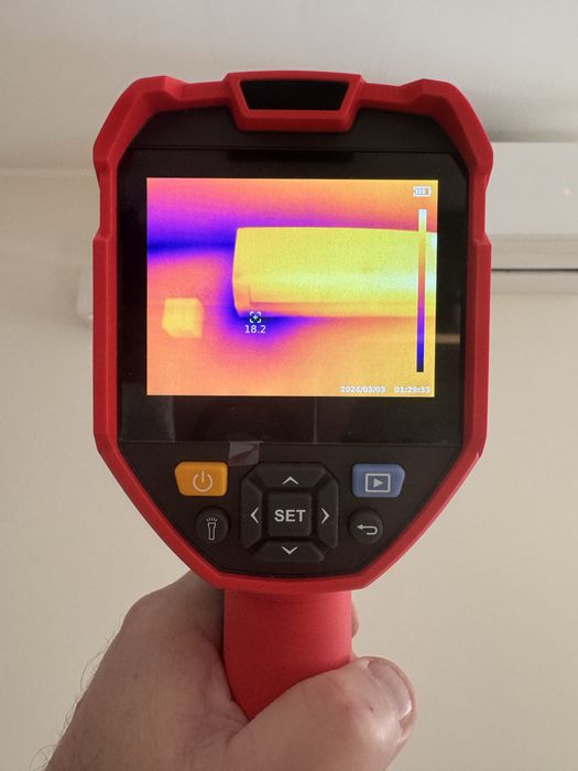 Uni-T   720 E Kamera Termowizyjna UTi720E