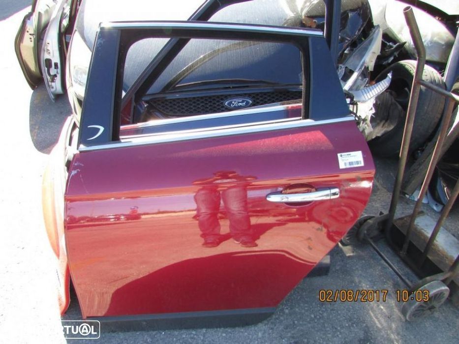 Porta Traseira Esquerda Lancia Delta do ano 2008