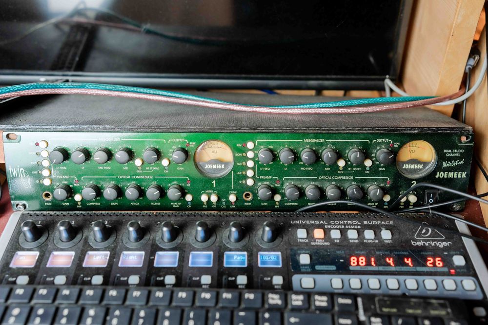 Joemeek TwinQ, podwójny przedwzmacniacz, chanel-strip