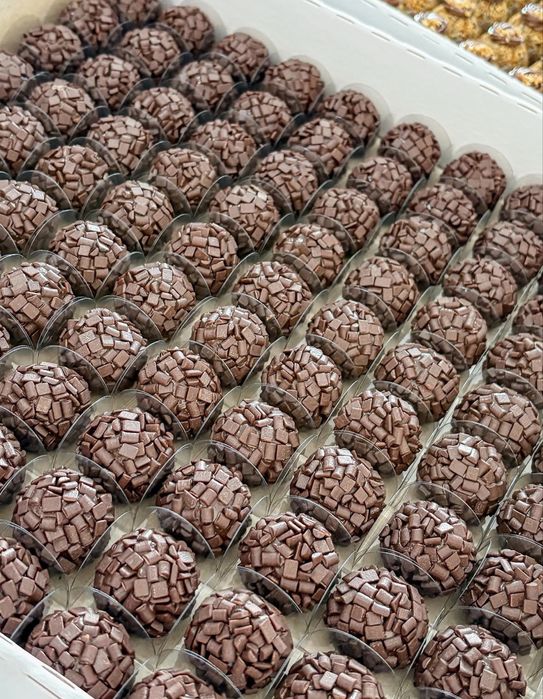 Kit festa | Bolos | Sobremesas | Brigadeiros | Doces e salgados finos | Salgados tradicionais | Tartes