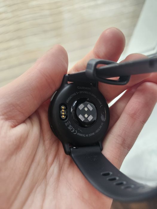 Garmin Vivoactive 5 | 2 paski | Kabel | Stan bardzo dobry