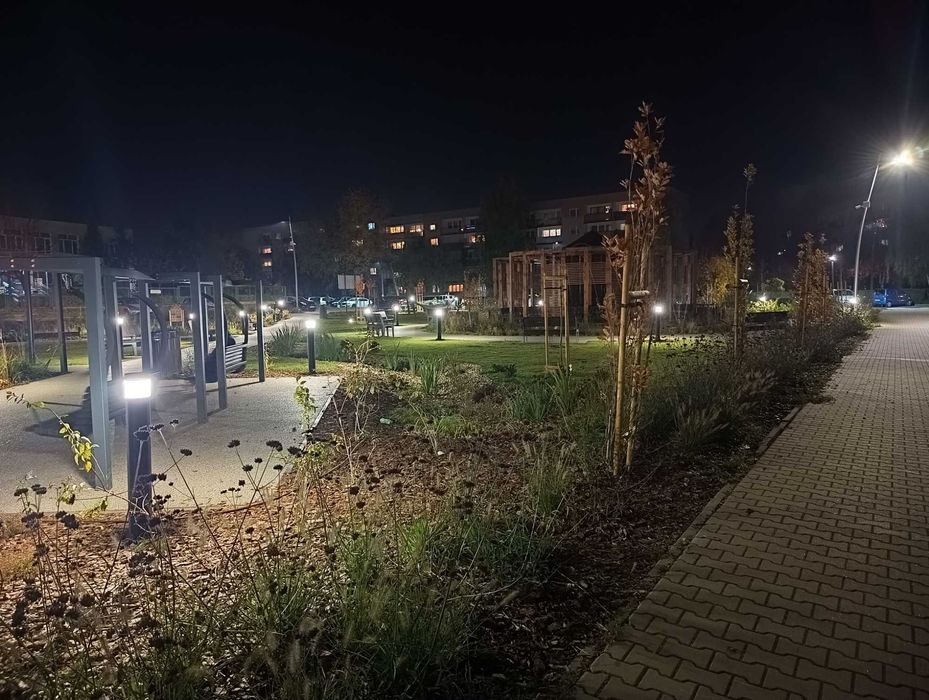 Atrakcyjna kawalerka, balkon, 2 piętro, świetna lokalizacja  Os.Stawki