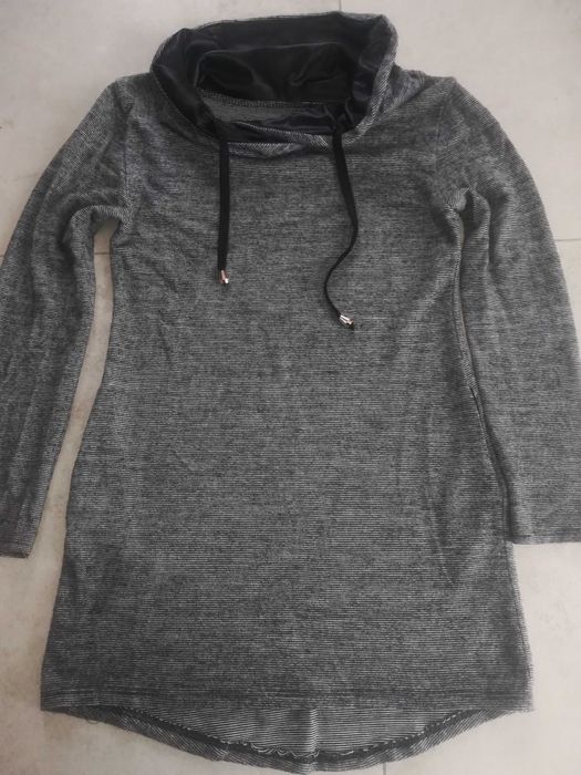 zestaw tunik bluzek z golfem rozm. 38 cena za całość