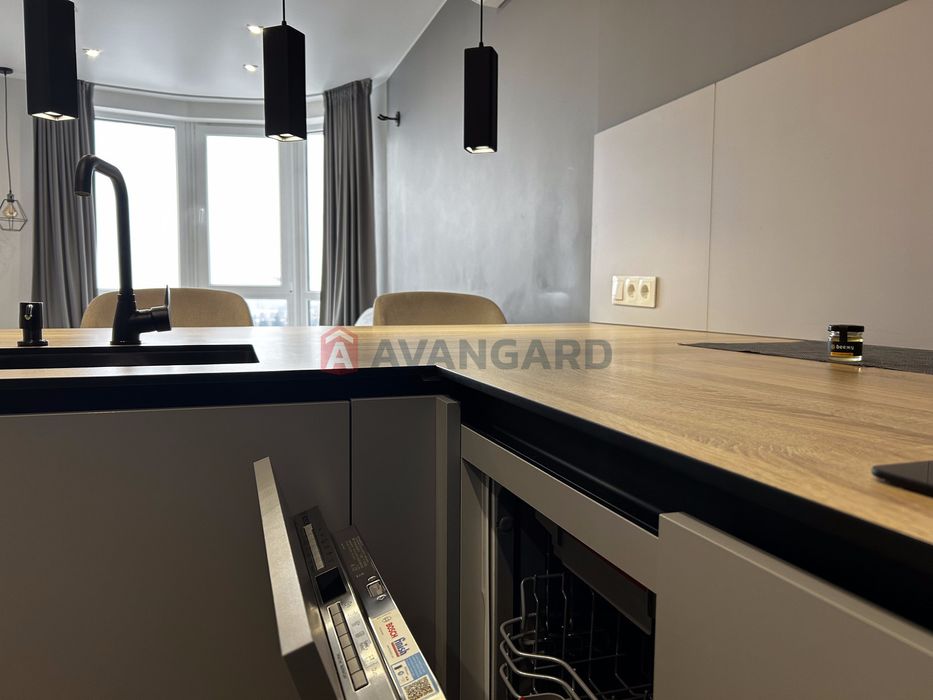 Продаж 1 кімнатна 47 м2 з преміальним ремонтом та повною комплектацією