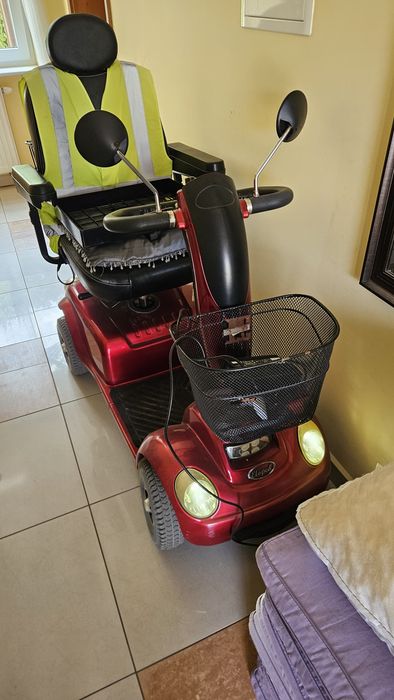 Wózek elektryczny skuter czterokołowy  samochodzik