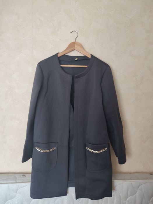 Гарний жіночий піджак