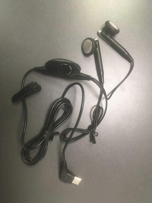 Оригинальная гарнитура от Samsung SGH-X820.